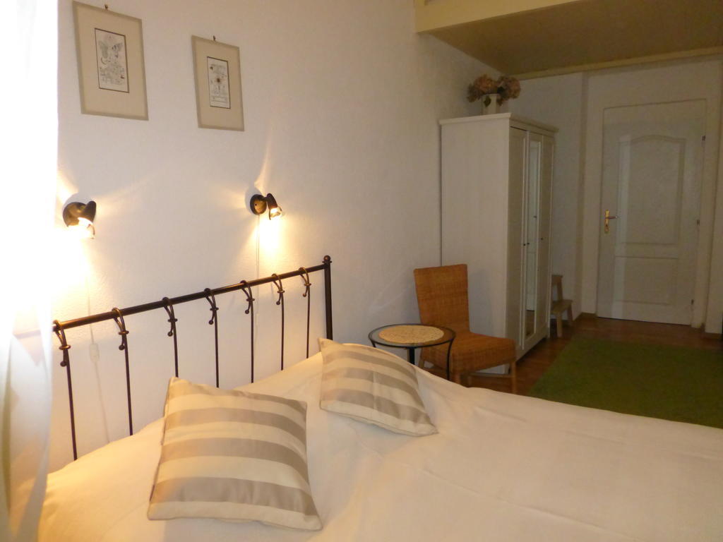 Apartment Sadova Karlovy Vary Room photo