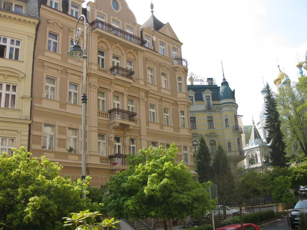 Apartment Sadova Karlovy Vary Exterior photo